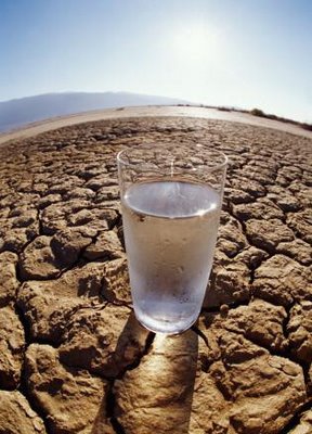 انتشار اخبار با موضوع تأمین آب در بخش صنعت، به معنی رفع مشکل کم آبی در استان سمنان نیست؛ رسانه ها روشنگری کنند